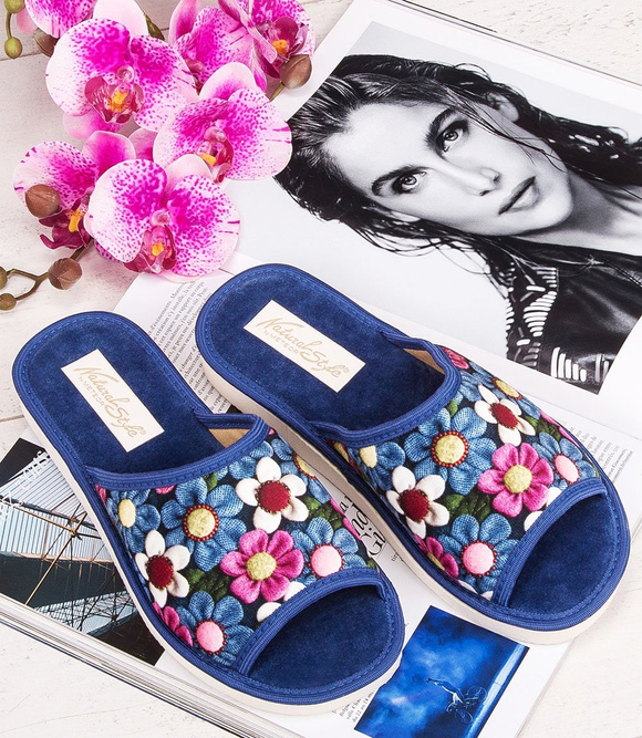 Kapcie damskie obuwie domowe odkryte palce kwiaty
