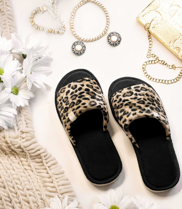 Kapcie damskie obuwie domowe odkryte palce w panterkę