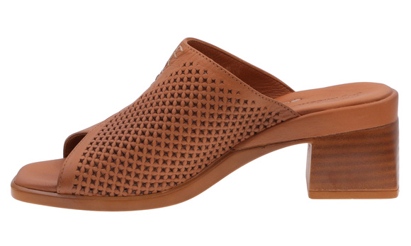 Klapki damskie na klocku ażurowe