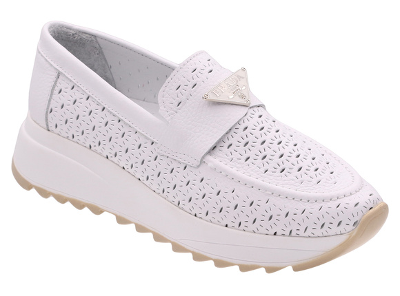 Obuwie damskie skórzane ażurowe mokasyny
