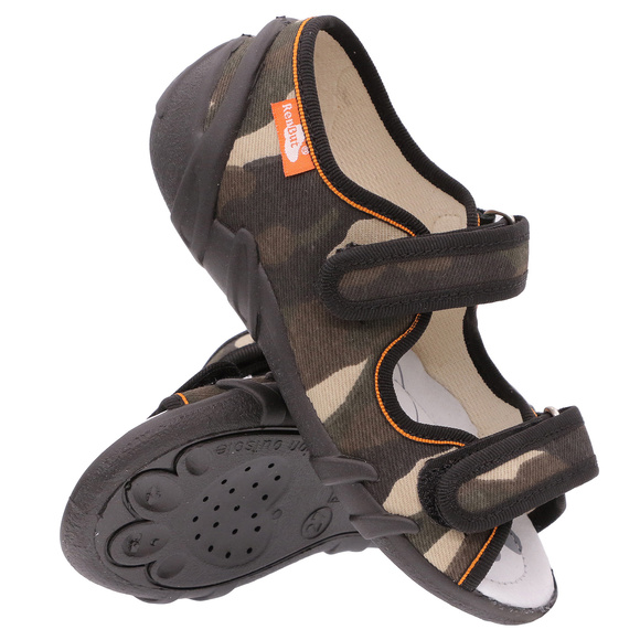 Kapcie dziecięce tekstylne sandałki na rzepy