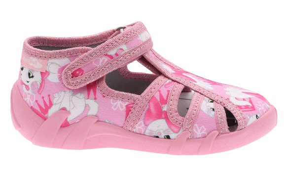 kapcie dziecięce obuwie tekstylne na rzep