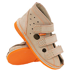 Kapcie dziecięce profilaktyczne z obcasem thomasa na rzepy